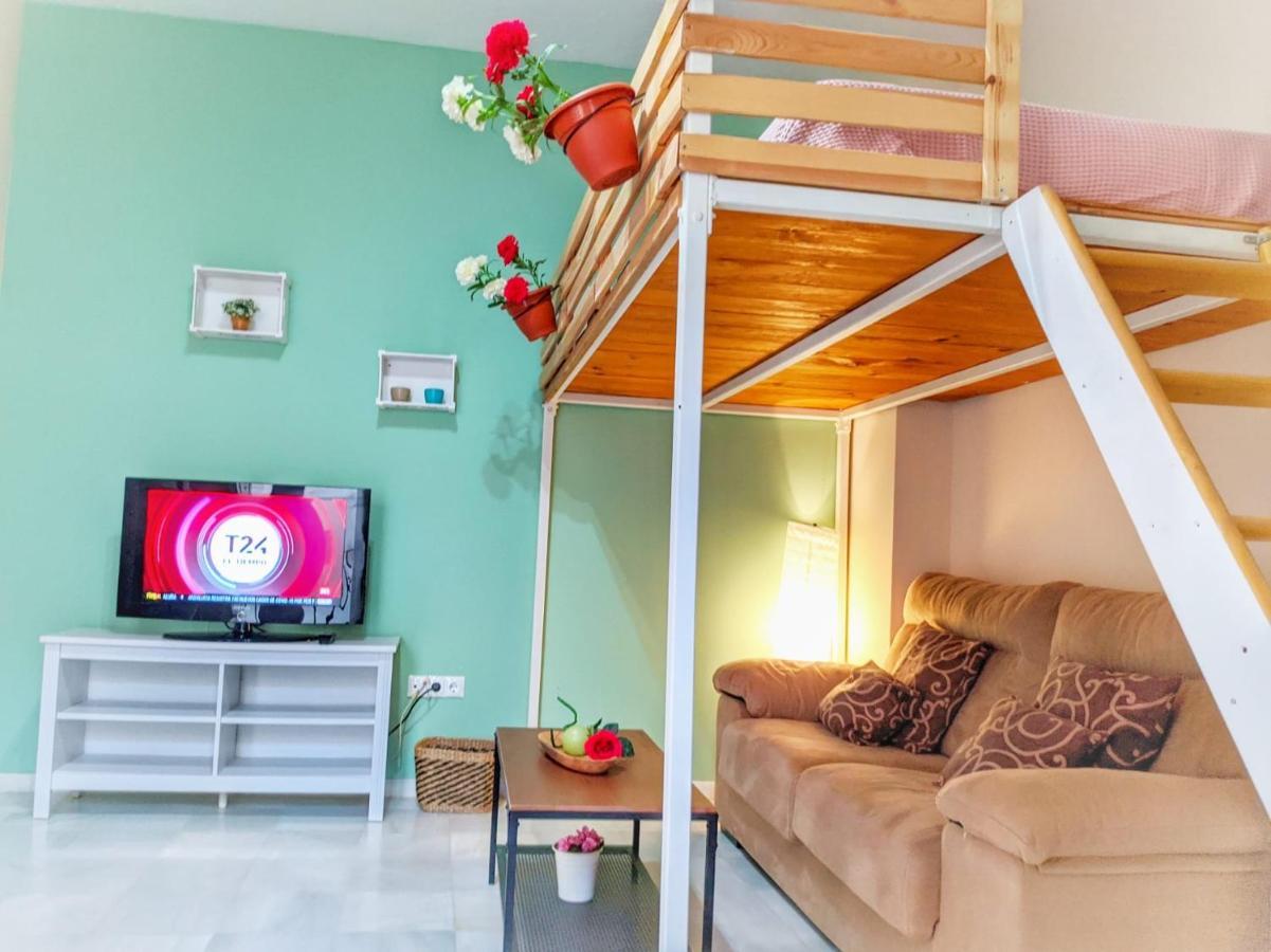 Cuarta Revuelta Alquiler Apartment Sevilla Bagian luar foto